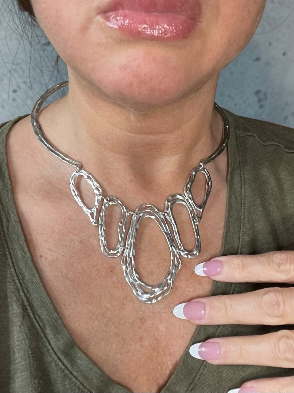 Silver Tone Reversible Hammered Irregular Link Collar Bib Statement Necklace
